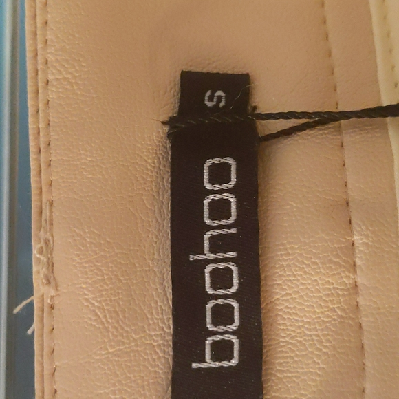 Nwt pleather  wide leg cream pants - Picture 4 of 5